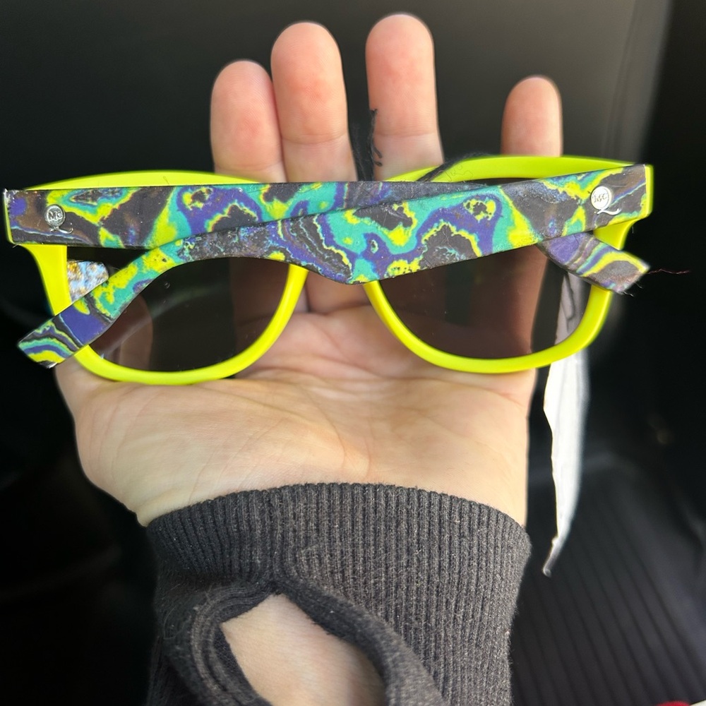 Alexander mcqueen sunglasses